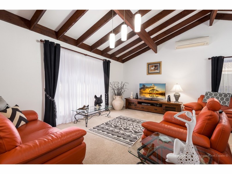 9 Barry Street, Boronia Heights QLD 4124