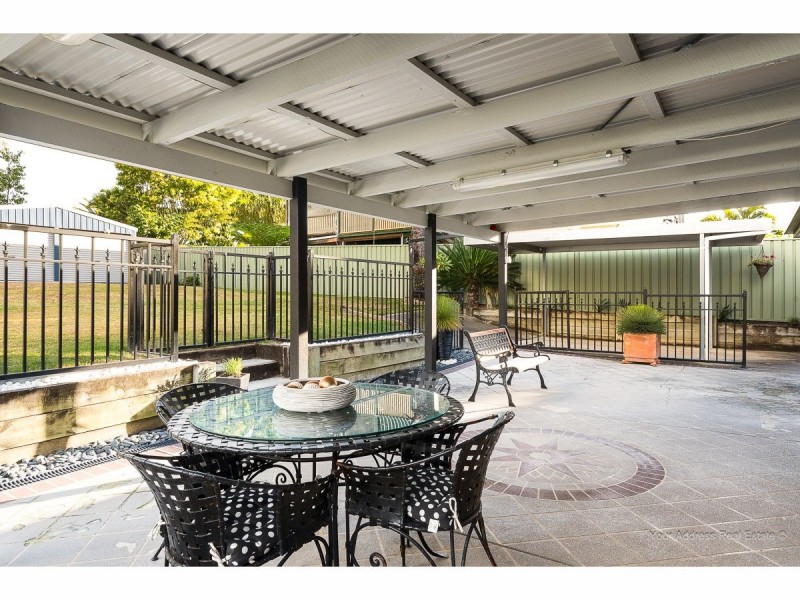 9 Barry Street, Boronia Heights QLD 4124