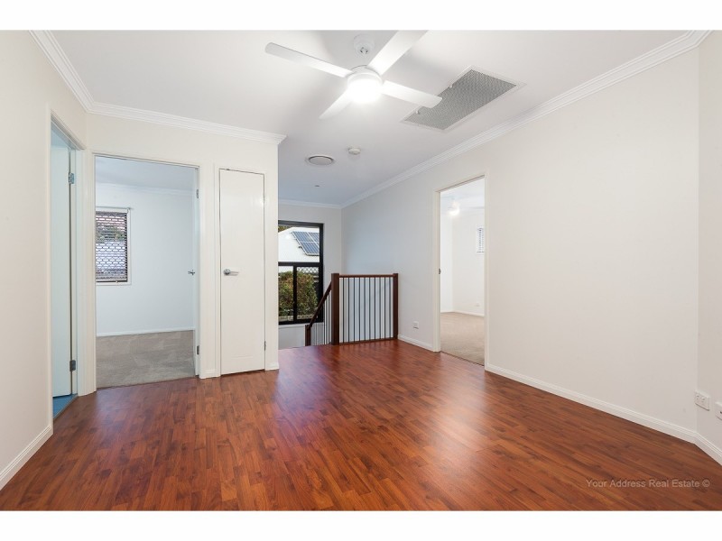 15 Oakview Circuit, Brookwater QLD 4300