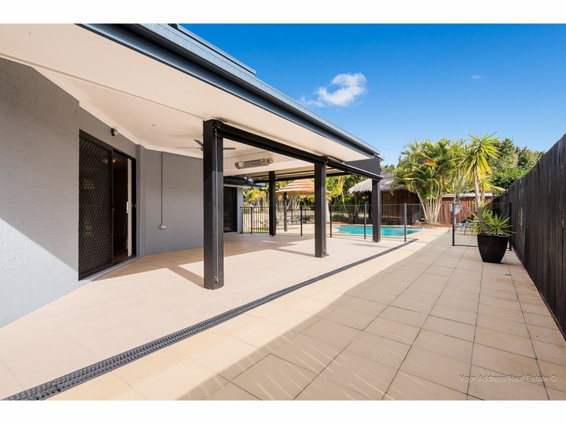 15 Oakview Circuit, Brookwater QLD 4300