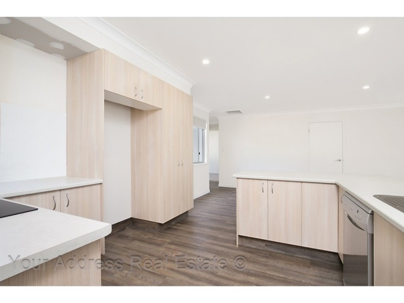 8A Clarendon Avenue, Bethania QLD 4205