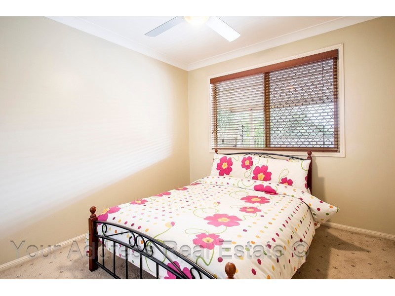 13 Cianthus Street, Regents Park QLD 4118