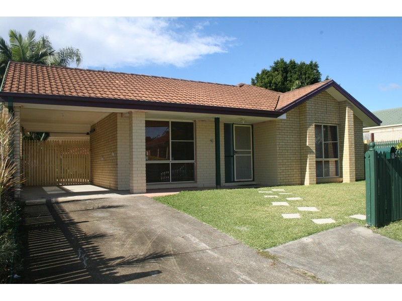 6 Ibrox Court, Regents Park QLD 4118