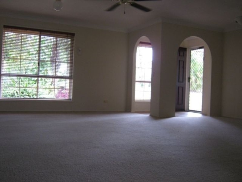 4 Flinders Crescent, Boronia Heights QLD 4124