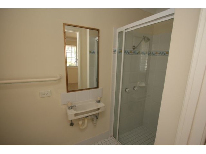 4 Flinders Crescent, Boronia Heights QLD 4124