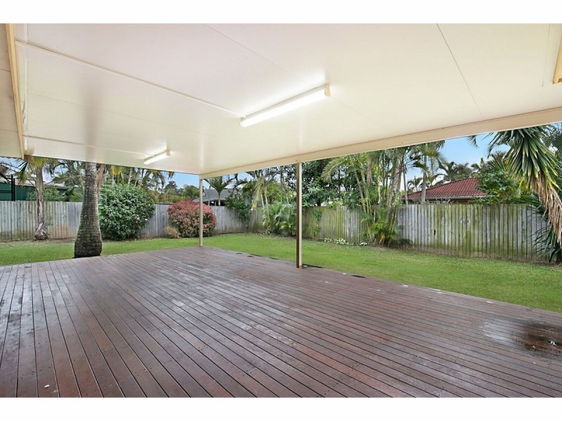 87 Federation Drive, Hillcrest QLD 4118