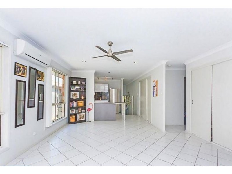 40 Mossman Parade, Waterford QLD 4133