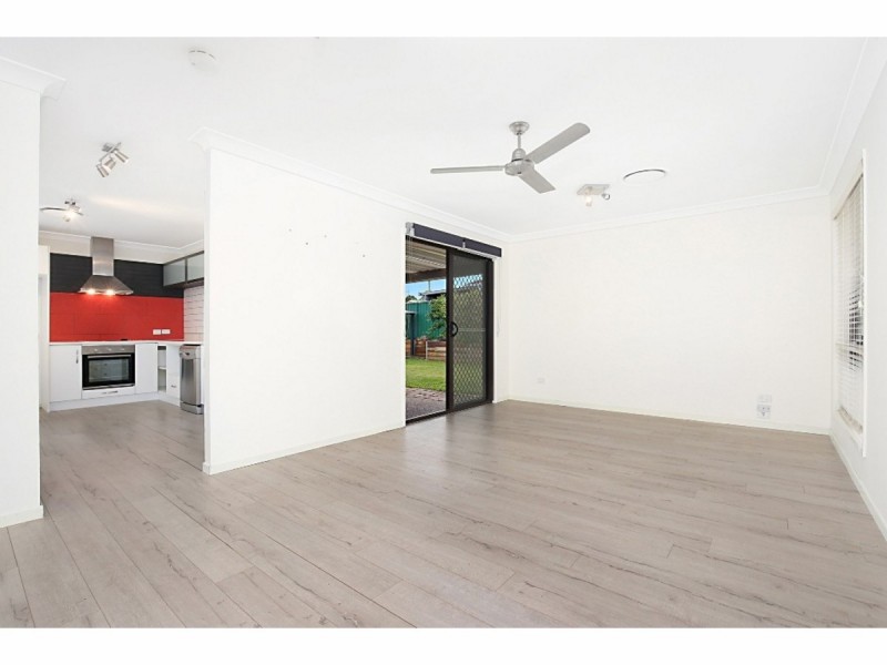 35 Lycoris Street, Crestmead QLD 4132