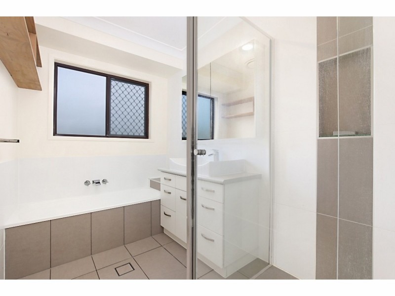 35 Lycoris Street, Crestmead QLD 4132