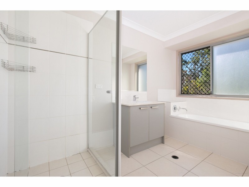 21-23 Quartz Close, Greenbank QLD 4124