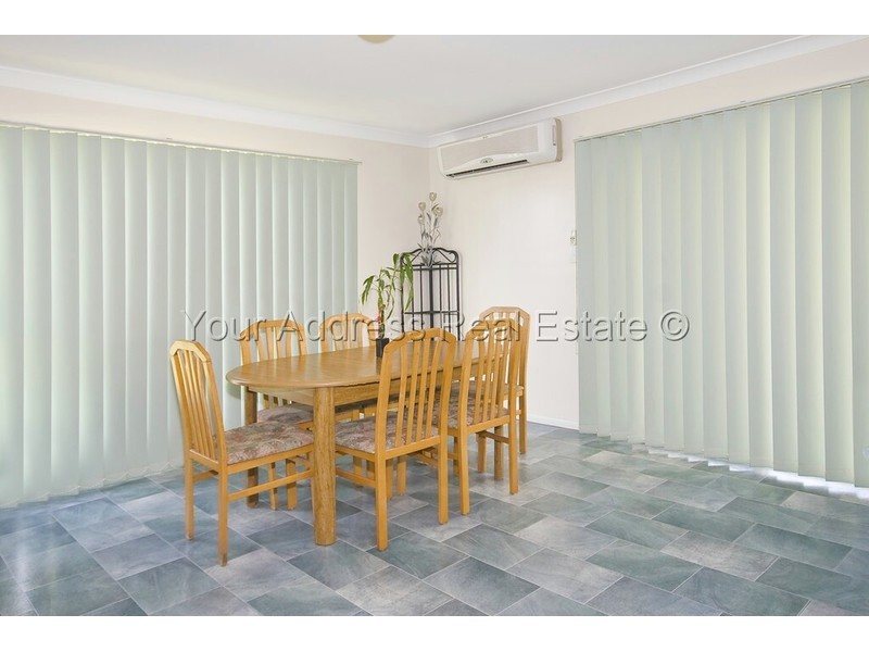 48 Solandra Circuit, Regents Park QLD 4118