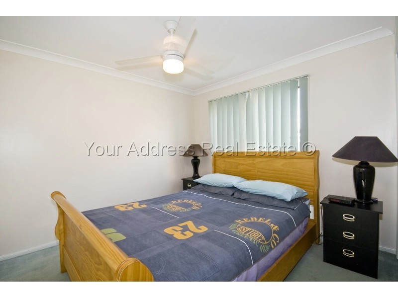 48 Solandra Circuit, Regents Park QLD 4118
