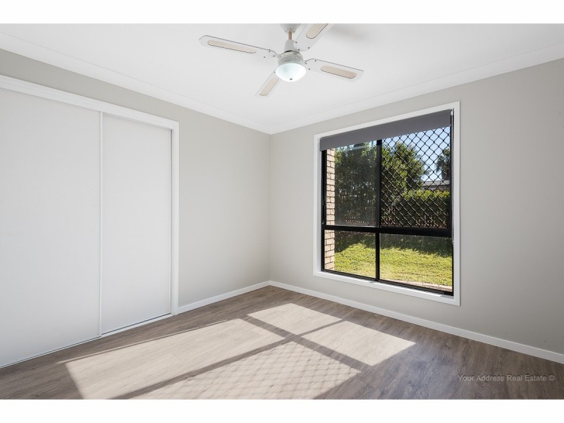 4 Riseborough Crescent, Crestmead QLD 4132