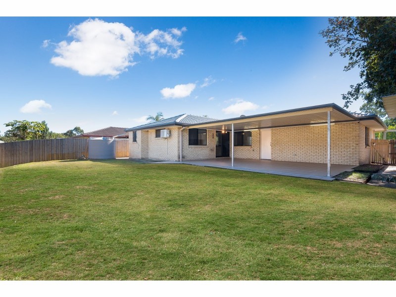 4 Riseborough Crescent, Crestmead QLD 4132