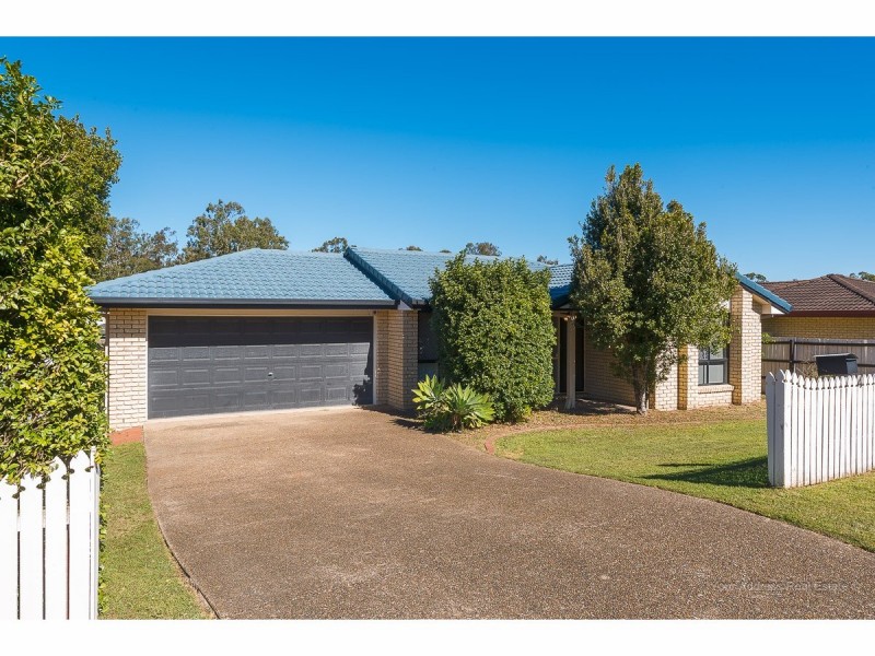 4 Riseborough Crescent, Crestmead QLD 4132
