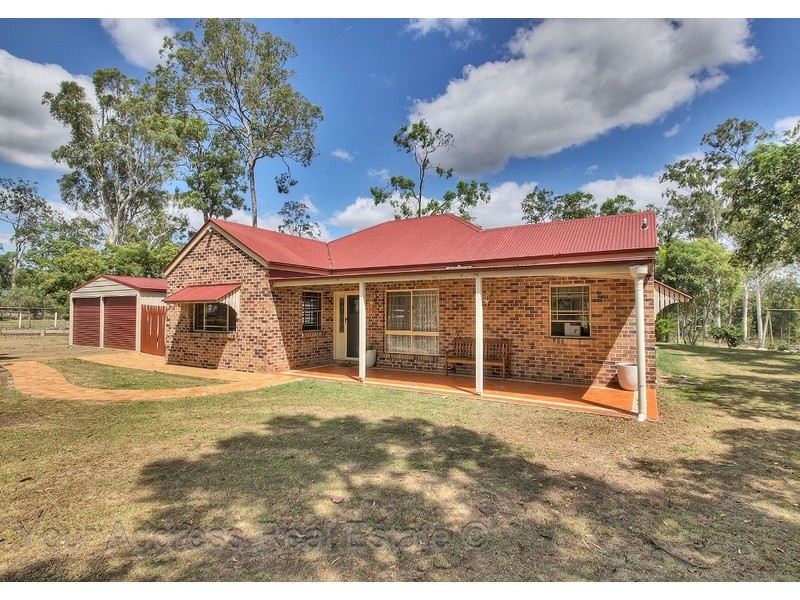 64 Bellenden Close, Munruben QLD 4125