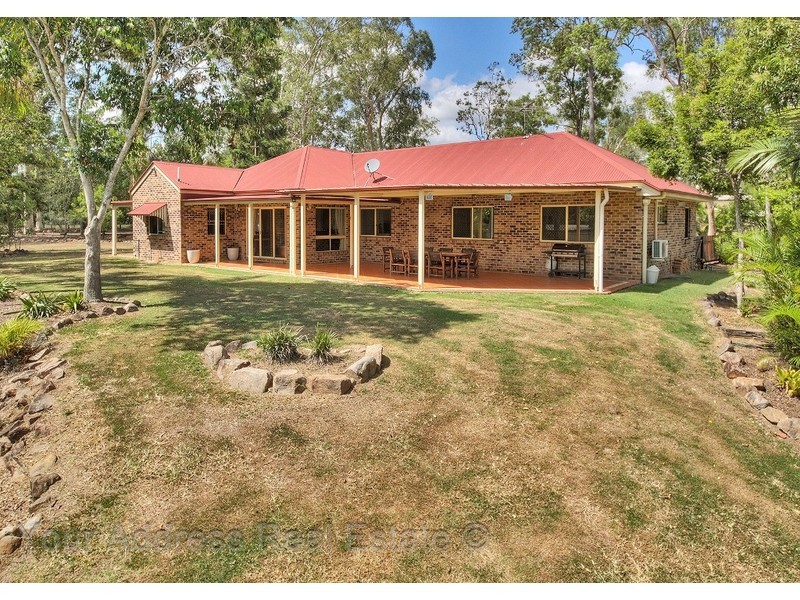 64 Bellenden Close, Munruben QLD 4125