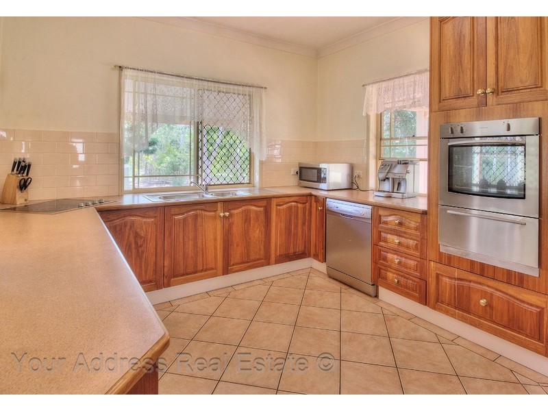 64 Bellenden Close, Munruben QLD 4125