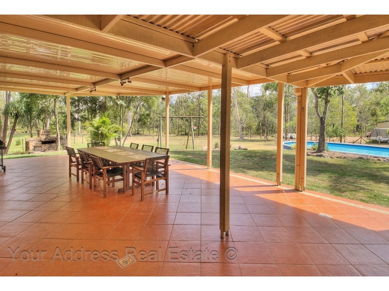 64 Bellenden Close, Munruben QLD 4125