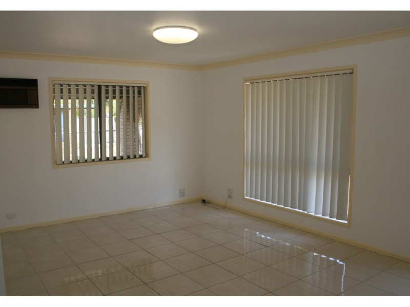 10 Dornock Drive, Boronia Heights QLD 4124