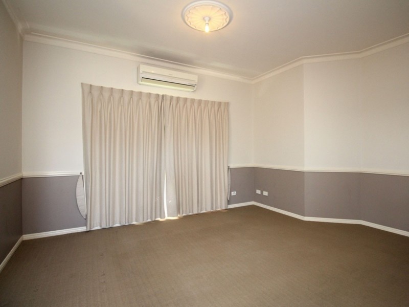 28 Jasmina Parade, Waterford QLD 4133