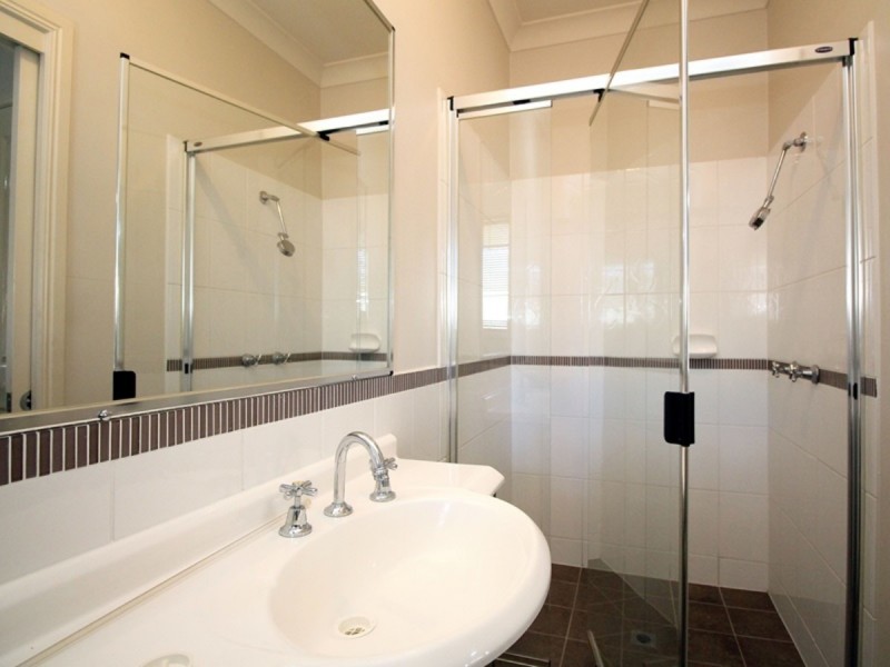 28 Jasmina Parade, Waterford QLD 4133