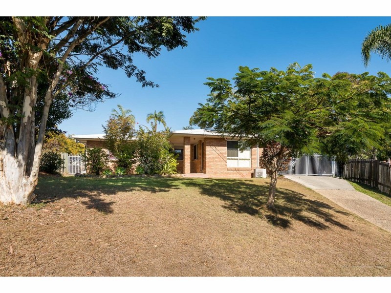 16 Lichen Court, Regents Park QLD 4118