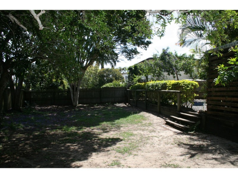 127 Waratah Drive, Crestmead QLD 4132