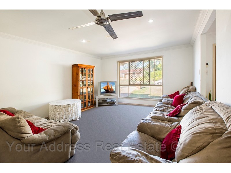 15 Itea Court, Regents Park QLD 4118