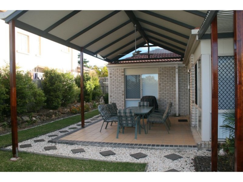 13 Watarrka Drive, Parkinson QLD 4115