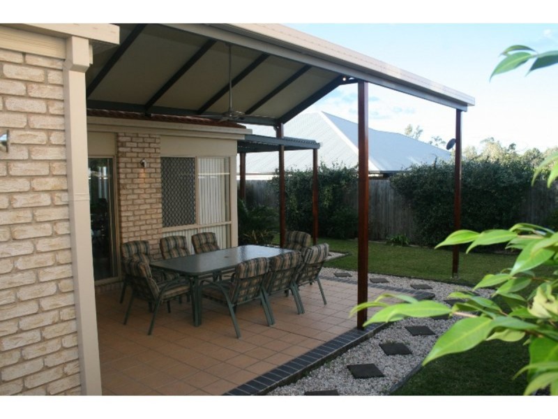 13 Watarrka Drive, Parkinson QLD 4115