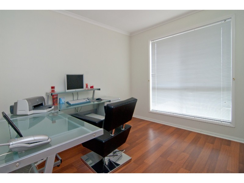 132 Mackellar Drive, Boronia Heights QLD 4124