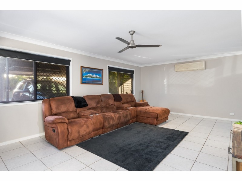 56 Centaurus Crescent, Regents Park QLD 4118