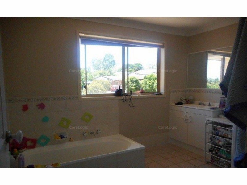 15 Gariswood Court, Edens Landing QLD 4207