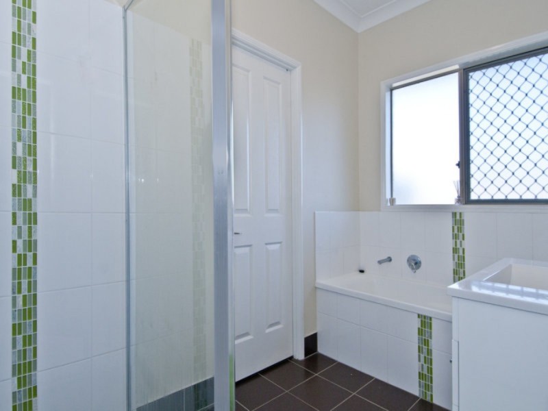 2 Willandra Crescent, Waterford QLD 4133