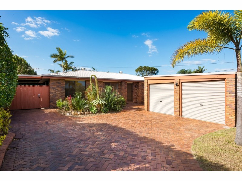 13 Bywater Street, Hillcrest QLD 4118