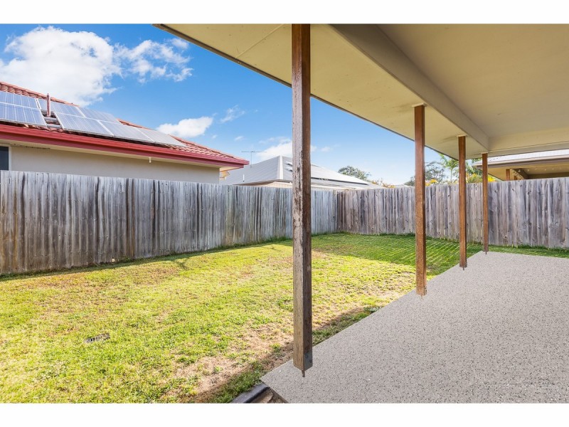 5 Kenilworth Crescent, Waterford QLD 4133