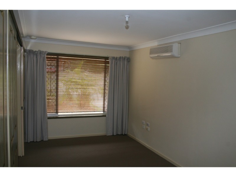 8 Scenic Avenue, Browns Plains QLD 4118