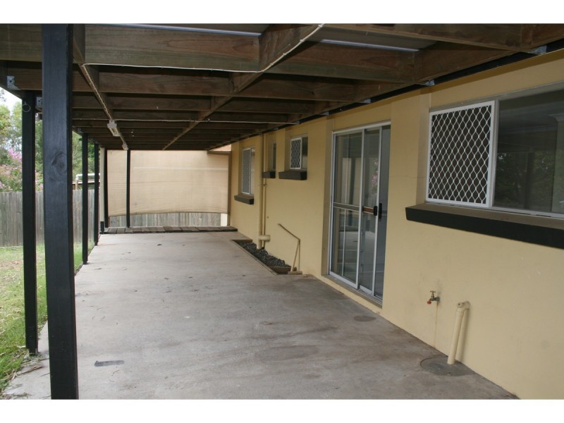 8 Scenic Avenue, Browns Plains QLD 4118