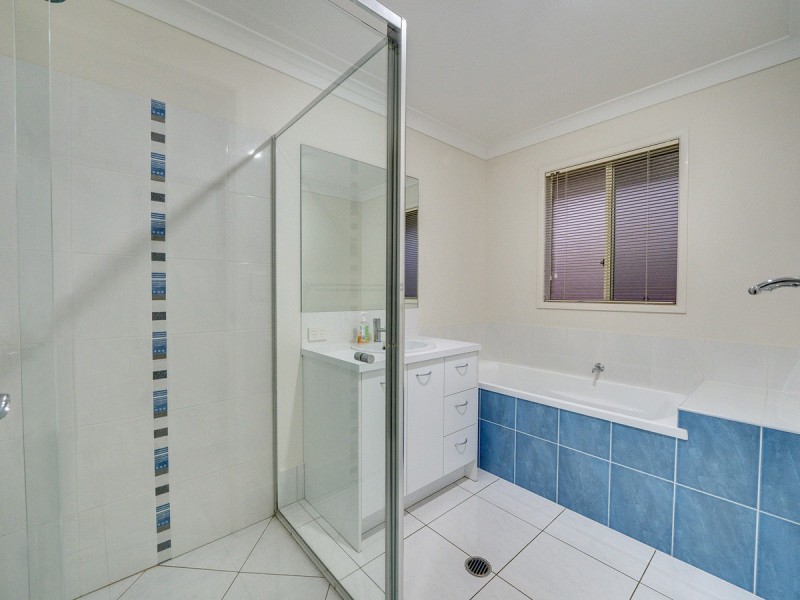 18-20 Pole Crescent, New Beith QLD 4124