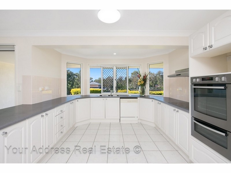 8 Persea Street, Forestdale QLD 4118
