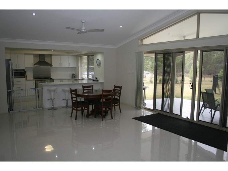 20-22 Cormorant Close, New Beith QLD 4124