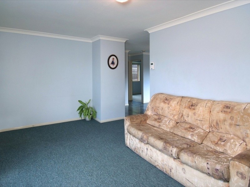5 Sandheath Court, Regents Park QLD 4118