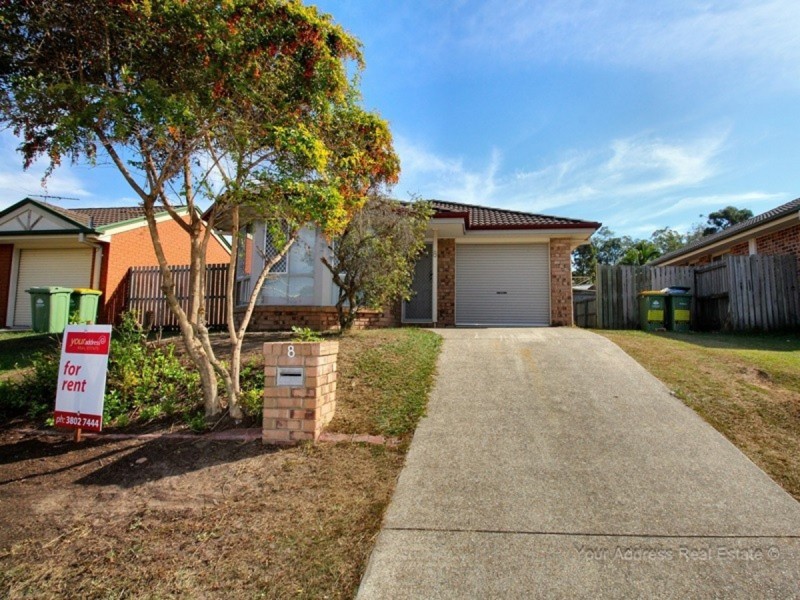 8 Park Close, Hillcrest QLD 4118