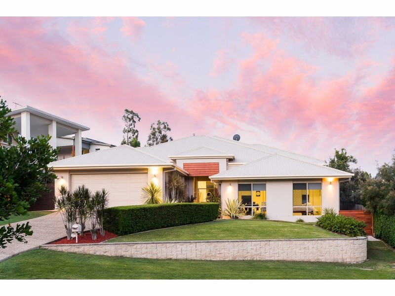 3 Seanna Place, Brookwater QLD 4300