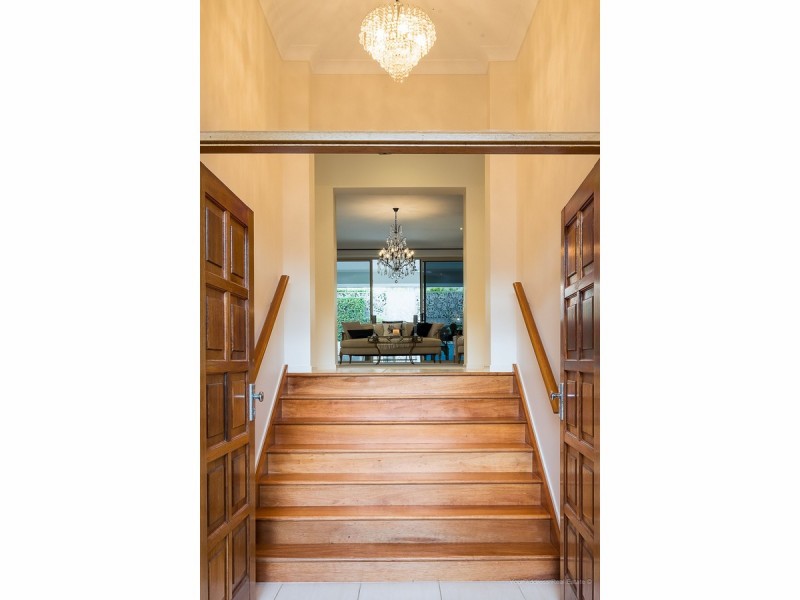 3 Seanna Place, Brookwater QLD 4300