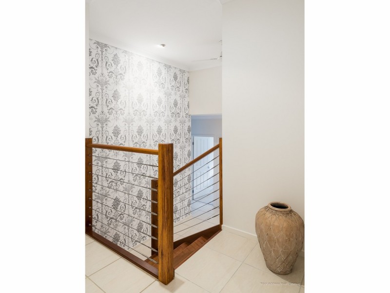 3 Seanna Place, Brookwater QLD 4300