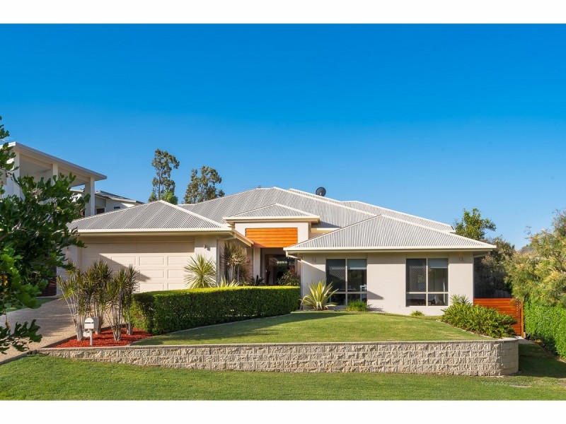 3 Seanna Place, Brookwater QLD 4300