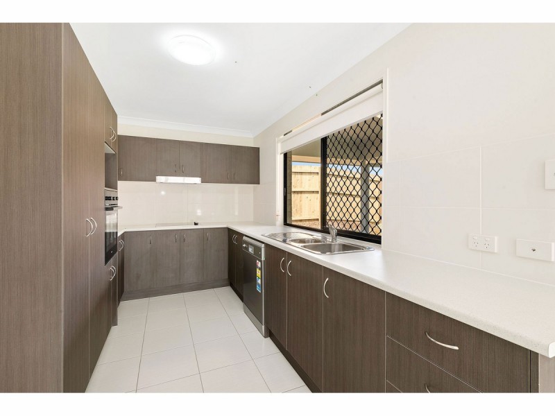16 Munthari Drive, Berrinba QLD 4117