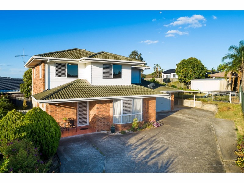 16 Pinnacle Close, Regents Park QLD 4118